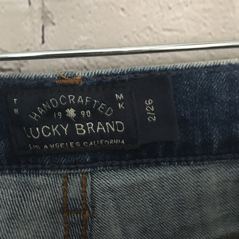 Lucky Brand "The cut off" Acid Wash Jean Shorts - Picture 8 of 8